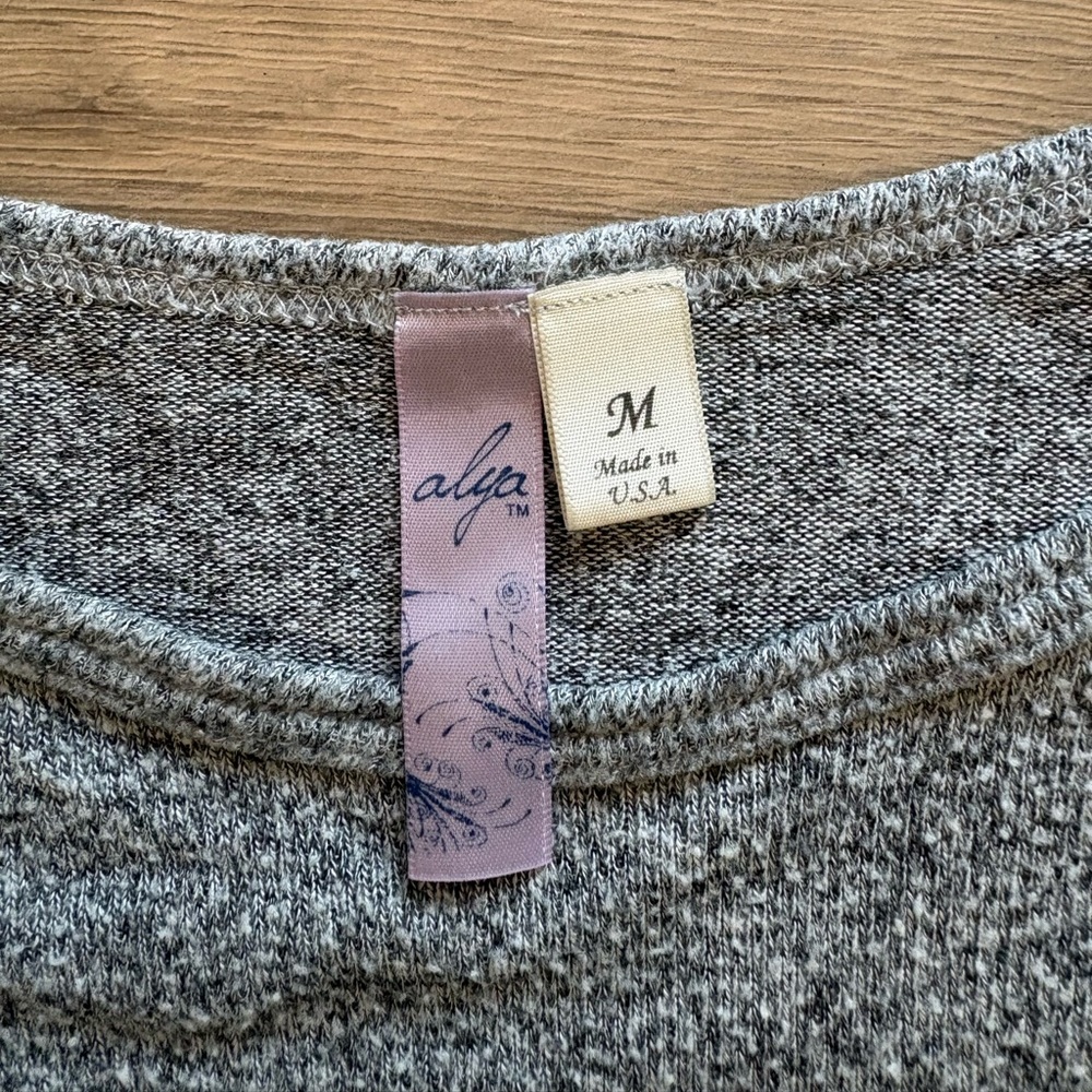 Gray Knotted Sweater Dress - Picture 5 of 5